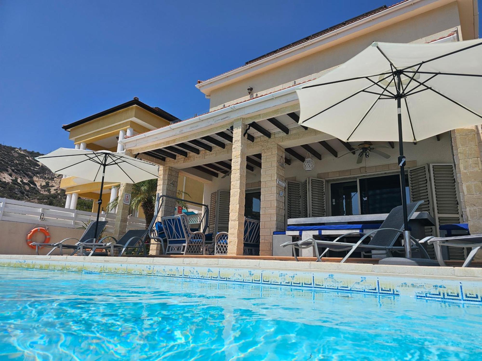 Villa Ocean Breeze Peyia Ngoại thất bức ảnh