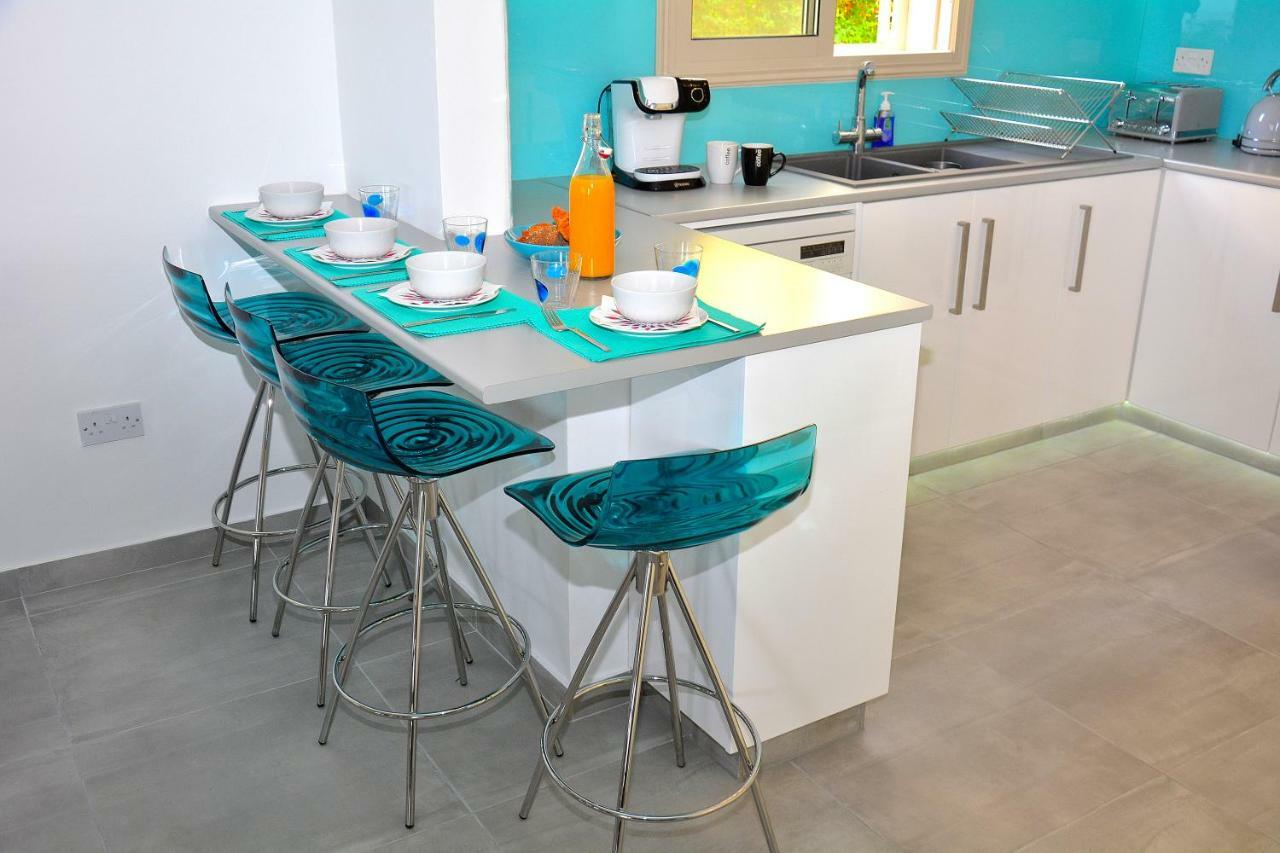 Villa Ocean Breeze Peyia Ngoại thất bức ảnh