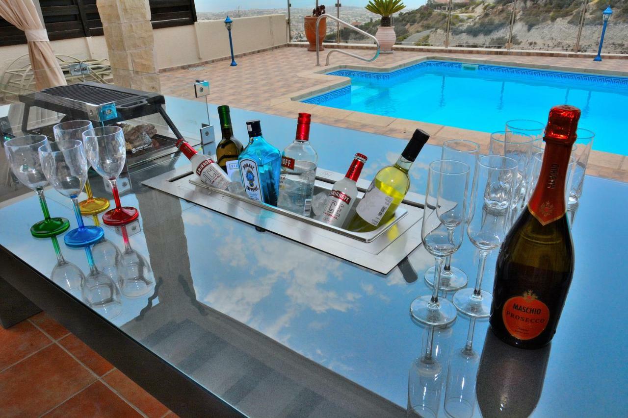 Villa Ocean Breeze Peyia Ngoại thất bức ảnh